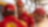 Shell zamestnanec pred zrkadlom