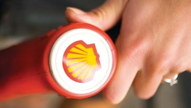 Tankovací pistole s logem Shell.